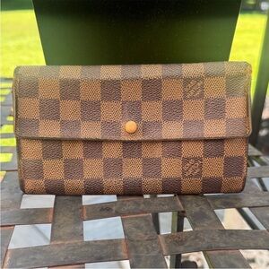 Louis Vuitton Checkered Wallet with Button Closure